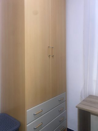 Alquilo habitación para una persona