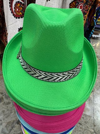 Gorro de colores para verano  tejido