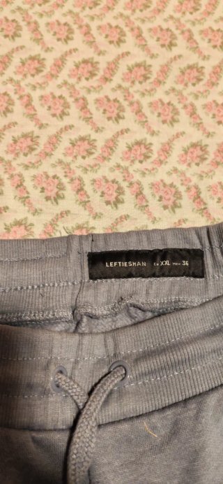 Pantalón chándal afelpado gris