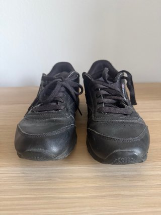 Tenis Reebok Clásicos Negros