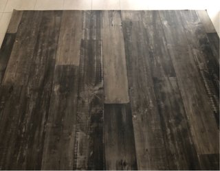 Suelo PVC imitación madera gris 2x2m