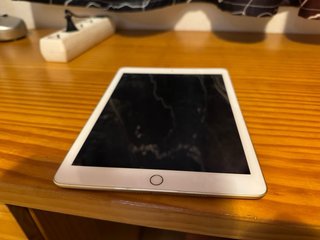 iPad Apple 6ª Gen Bianco