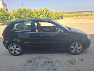 Volkswagen Polo 1.4 Gasolina (2005) - 173.000 km -