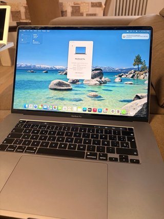 MacBook Pro Apple Grigio/Argento
