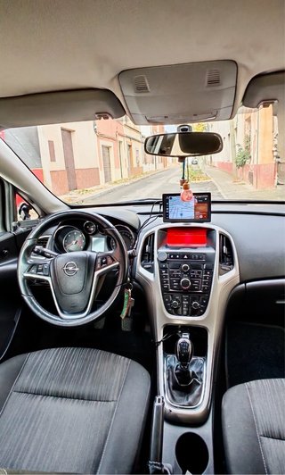 Opel Astra 2012 Sport Tourer 1.7 cdti