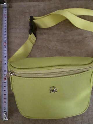 Riñonera Benetton Cuero Verde/Amarillo