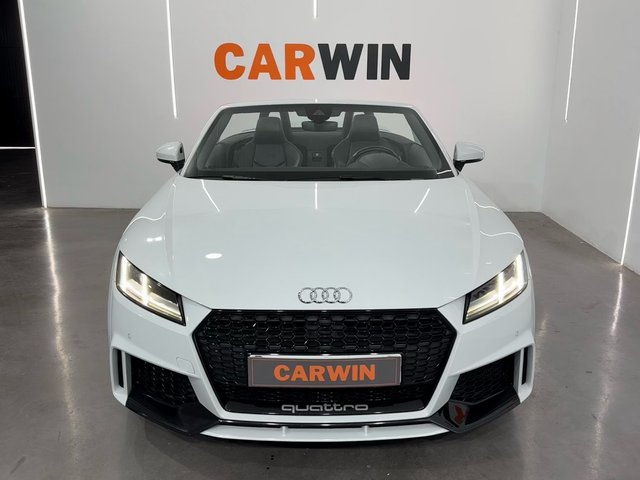 Audi TT Audi TT TT RS 2.5 TFSI 294kW quat S tro Roadster