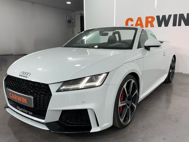 Audi TT Audi TT TT RS 2.5 TFSI 294kW quat S tro Roadster