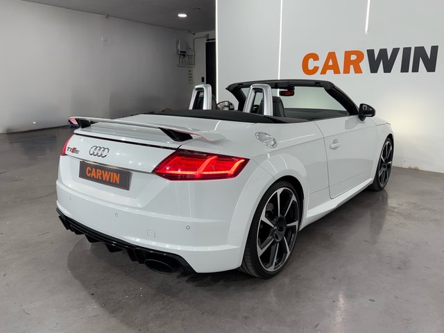 Audi TT Audi TT TT RS 2.5 TFSI 294kW quat S tro Roadster