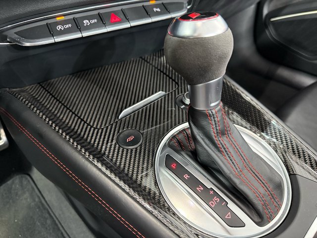 Audi TT Audi TT TT RS 2.5 TFSI 294kW quat S tro Roadster