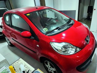 Peugeot 107 "1.0i Urban Move"  2008