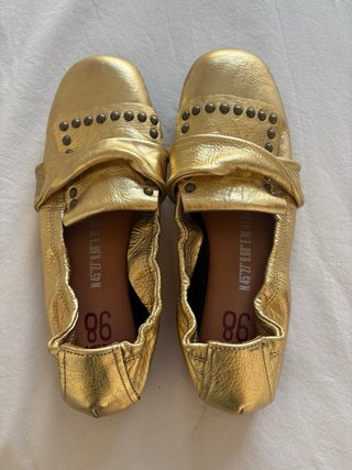 Mocasines dorados ASH
