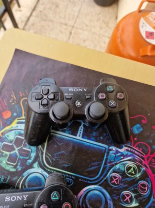 Mando PlayStation 3 (PS3) Negro y Rojo
