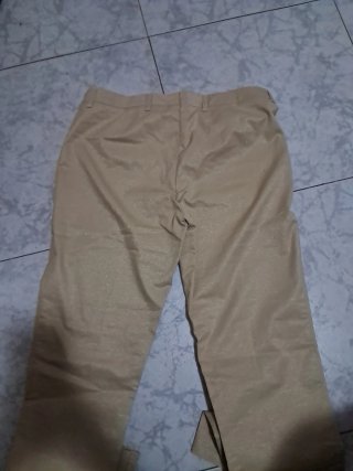 Pantalón largo beige brillante