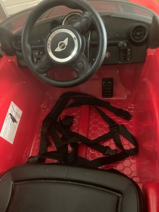 Coche mini rojo para niño