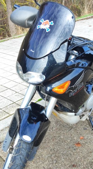 Aprilia Pegaso 650 Negra