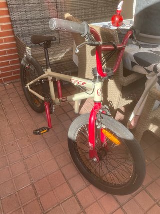 Bicicleta BMX GT Compe Manillar Giratorio