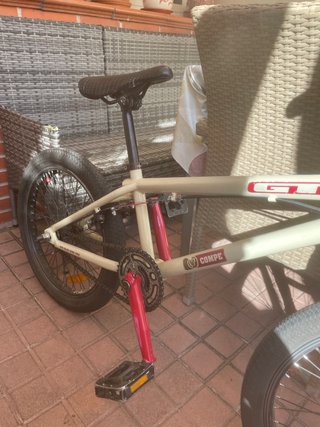 Bicicleta BMX GT Compe Manillar Giratorio