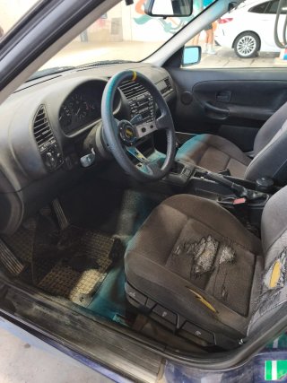 BMW E36 318is Berlina M44B19