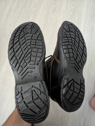 Botas de seguridad Safe Master negras y naranjas