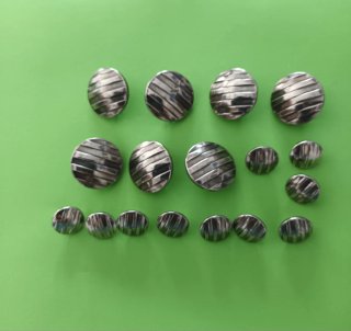 17 Botones Metálicos Plateados