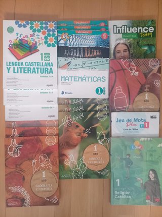 Libros de texto 1 ESO. Adoratrices, Guadalajara
