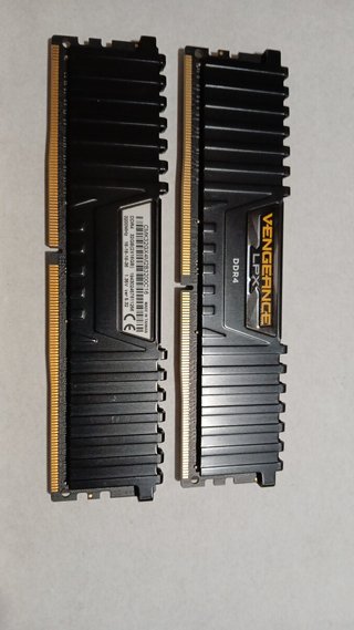 Corsair Vengeance LPX DDR4 32GB (2x16GB) 3200MHz C