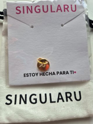 Colgante Letra P Singularu Dorado