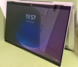 HP Elitebook x360 1040 G7 Portátil