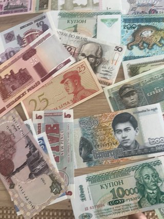 Lote 60 billetes extranjeros variados nuevos