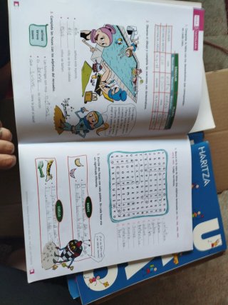 OPORRETAN AISE BERRIKUTEA 4 LEHEN VACACIONES SA...