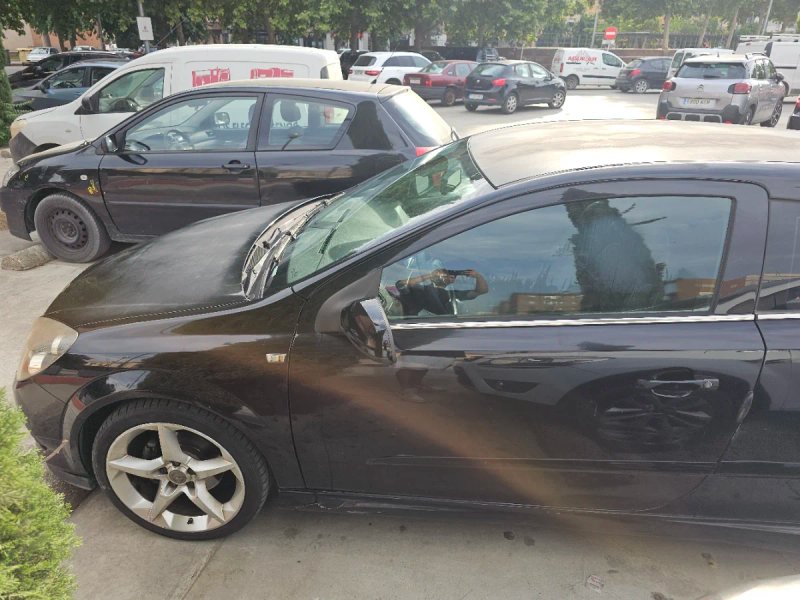 Opel Astra 2005 - foto 1
