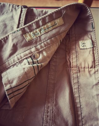 Pantalón beige hombre