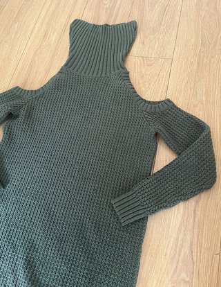 Vestido jersey cuello alto Hollister verde