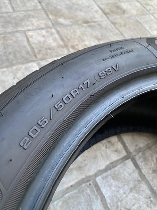 Neumático 205/50 R17 GOODYEAR