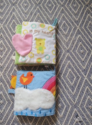 Libri in tessuto per bambini