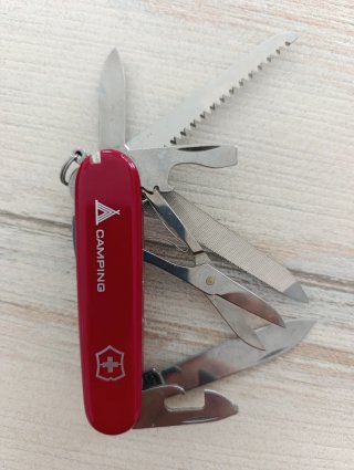 Navaja Suiza y funda.