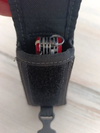 Navaja Suiza y funda.