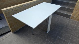Mesa extensible blanca madera y metal