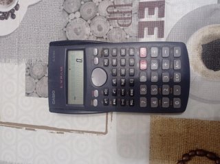 Calculadora Científica Casio fx-82MS
