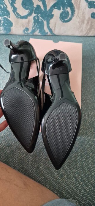 Zapatos de salón Graceland negros. A estrenar.