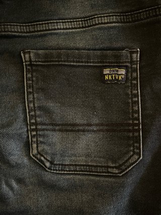 Pantalón vaquero corto