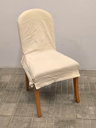 Mesa de comedor con 4 sillas