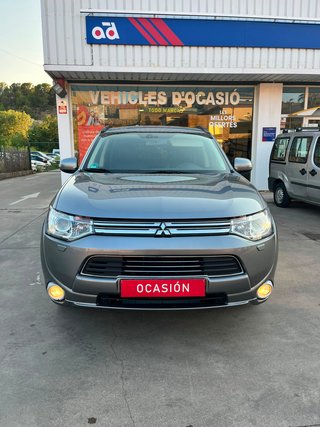 Mitsubishi Outlander 2014