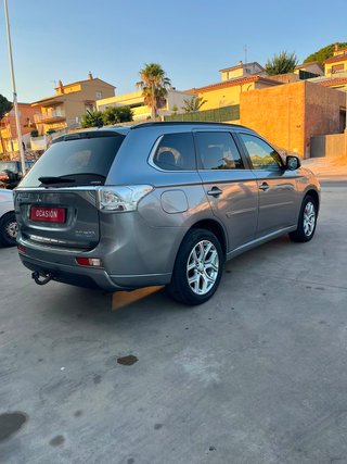 Mitsubishi Outlander 2014