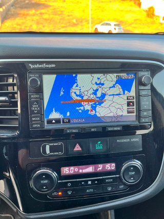 Mitsubishi Outlander 2014