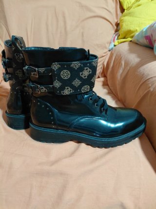 Botines Guess Negros Charol