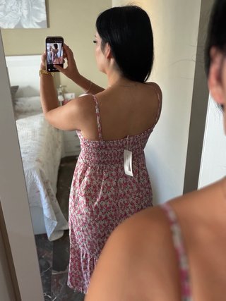 Vestido midi floral rosa sin usar