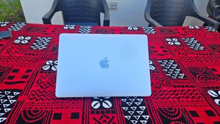 MacBook Pro M1 13 8GB 256GB Argento