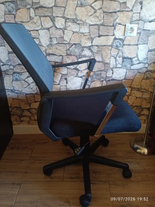 Silla ergonómica ajustable y reclinable